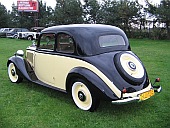 demontaż pojazd&oacute;w