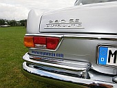 demontaż pojazd&oacute;w