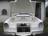 demontaż pojazd&oacute;w