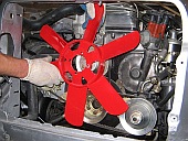 demontaż pojazd&oacute;w