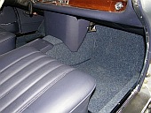 demontaż pojazd&oacute;w